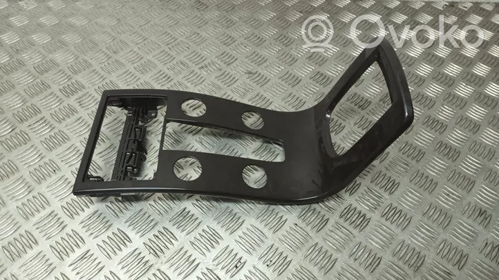 Volvo V50 Klimato kontrolės/ pečiuko kontrolės apdaila 8623067