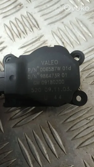 Opel Vectra C Motor/activador trampilla de calefacción 09180200