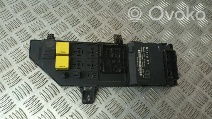 Opel Vectra C Fuse module SC718810500