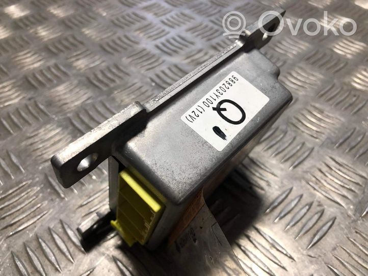 Infiniti I30 Airbag control unit/module 988203Y100