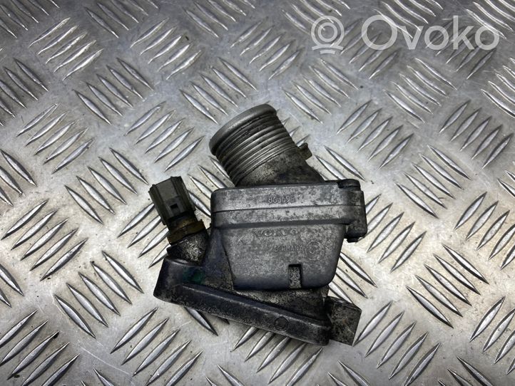 Volvo V70 Termostat / Obudowa termostatu 863695