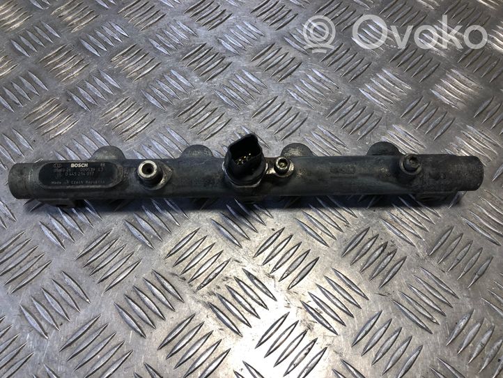 Citroen C8 Tuyau de conduite principale de carburant 0445214017