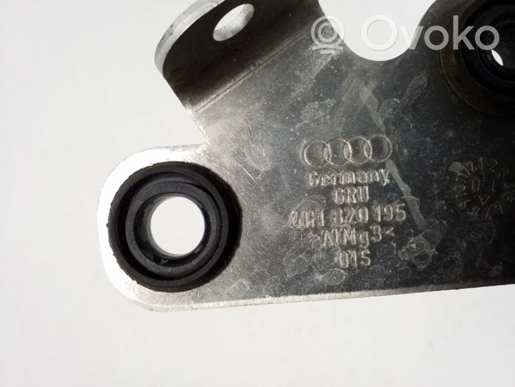 Audi A8 S8 D4 4H Другая деталь отсека двигателя 