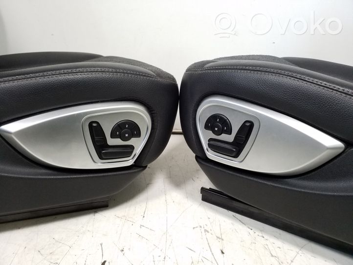 Mercedes-Benz R W251 Seat and door cards trim set 