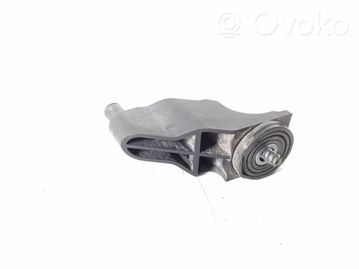 Porsche Cayenne (92A) Support, tuyau de refroidissement intermédiaire 7P5145383