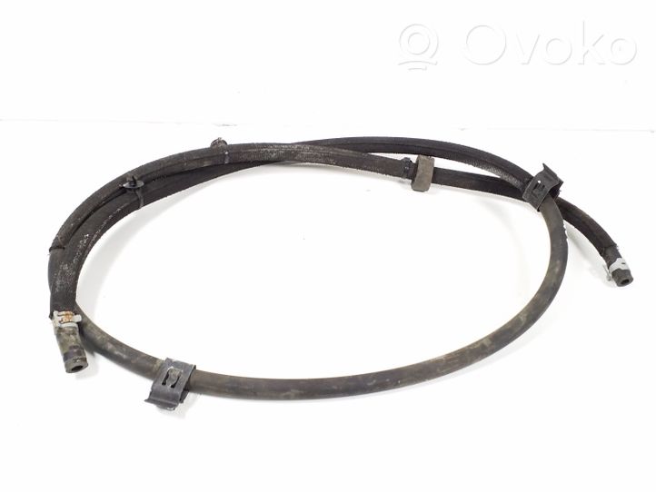 Mercedes-Benz E C207 W207 Engine coolant pipe/hose 