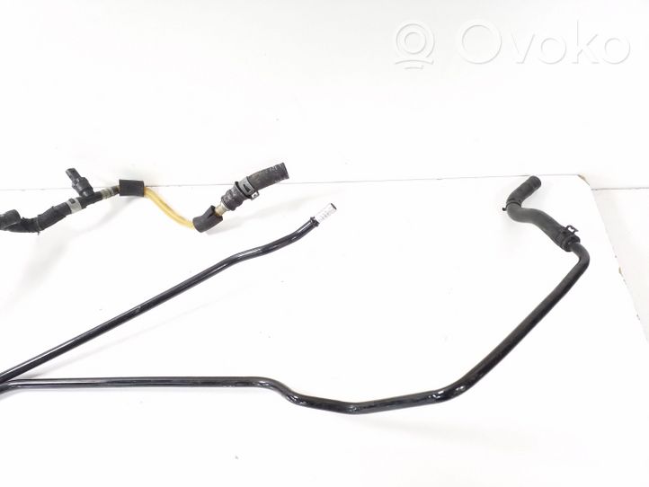 Audi Q7 4L Fuel line/pipe/hose 7L6130308C