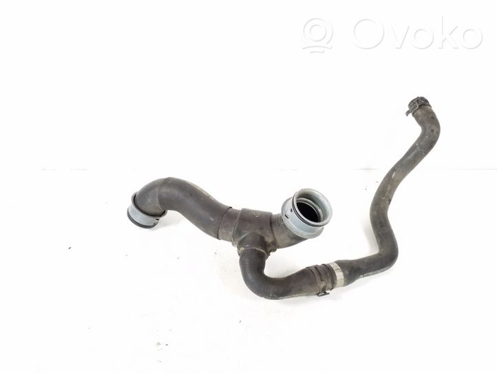 Mercedes-Benz SLK R172 Tubo flessibile del liquido di raffreddamento del motore A1725014482