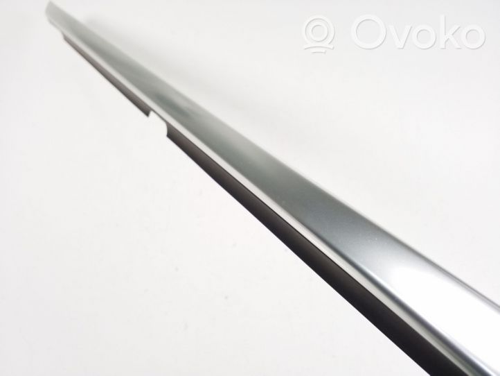 Mercedes-Benz GL X166 Rivestimento portiera posteriore (modanatura) A1667351365