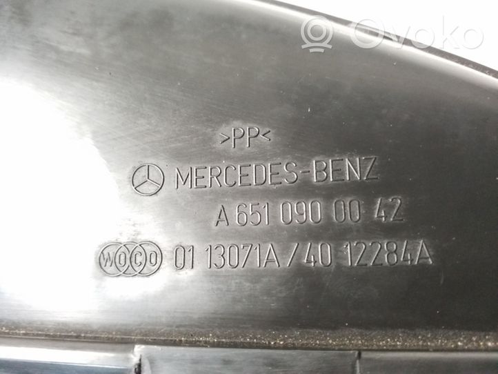 Mercedes-Benz SLK R172 Ilmanoton kanavan osa A6510900042