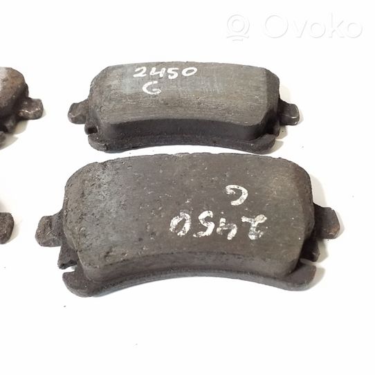 Audi A4 S4 B8 8K Bremsbelege hinten 