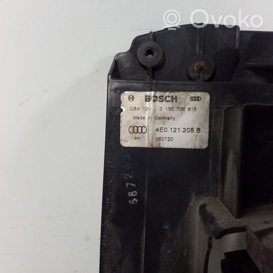 Audi A8 S8 D3 4E Convogliatore ventilatore raffreddamento del radiatore 4E0121205B