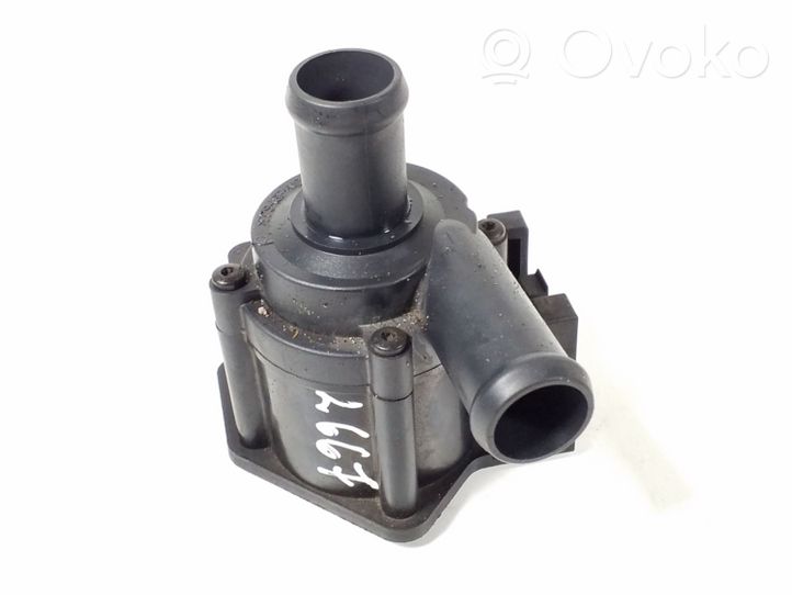 Audi A5 8T 8F Pompe à eau de liquide de refroidissement 