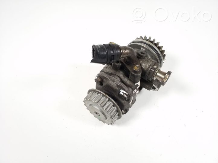 Volkswagen Phaeton Power steering pump 070145249