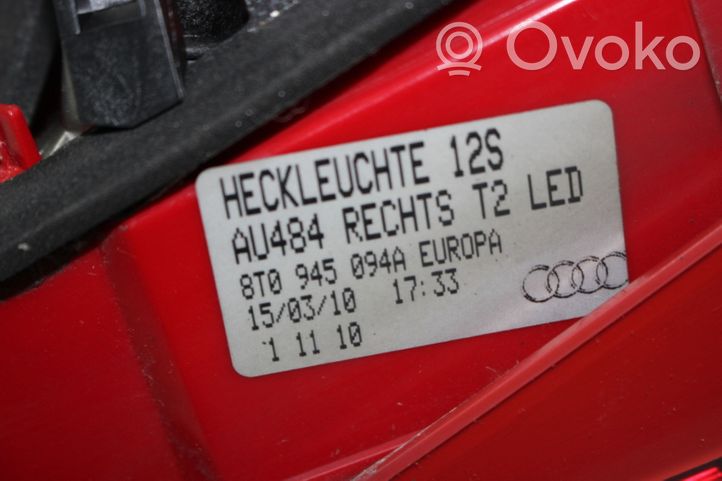 Audi A5 8T 8F Lampy tylnej klapy bagażnika 8T0945094A