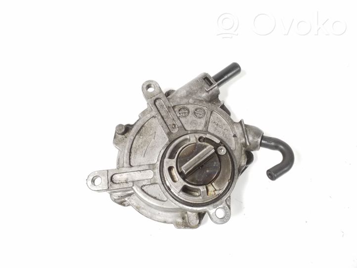 Mercedes-Benz C W203 Alipainepumppu A2722300465