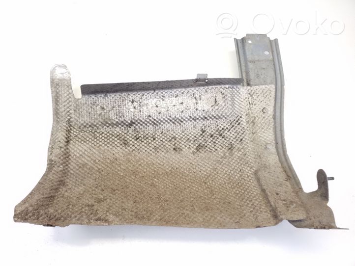 Mercedes-Benz C W204 Bouclier thermique d'échappement A2046800122