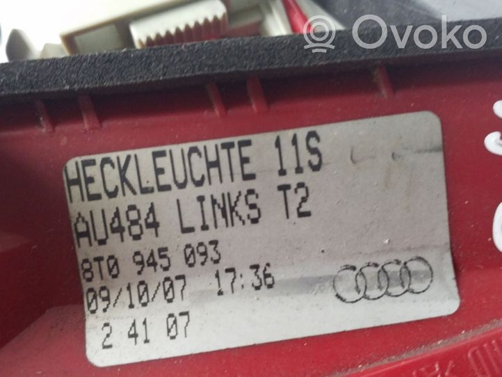 Audi S5 Lampy tylnej klapy bagażnika 8T0945093