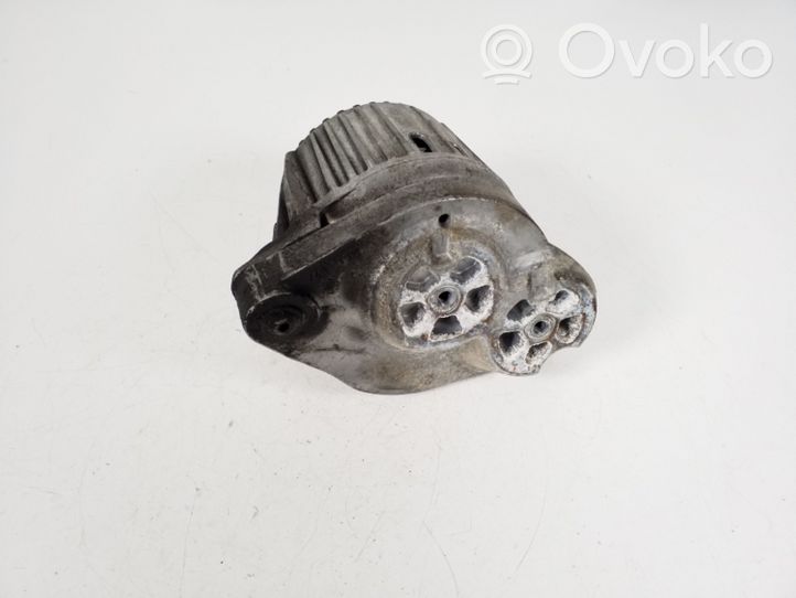 Mercedes-Benz SLK R172 Support de moteur, coussinet A1722401117