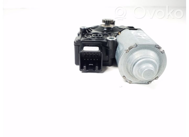 Mercedes-Benz S W221 Motore/attuatore A2218204742