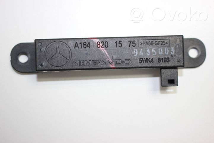 Mercedes-Benz GL X164 Antenne GPS A1648201575