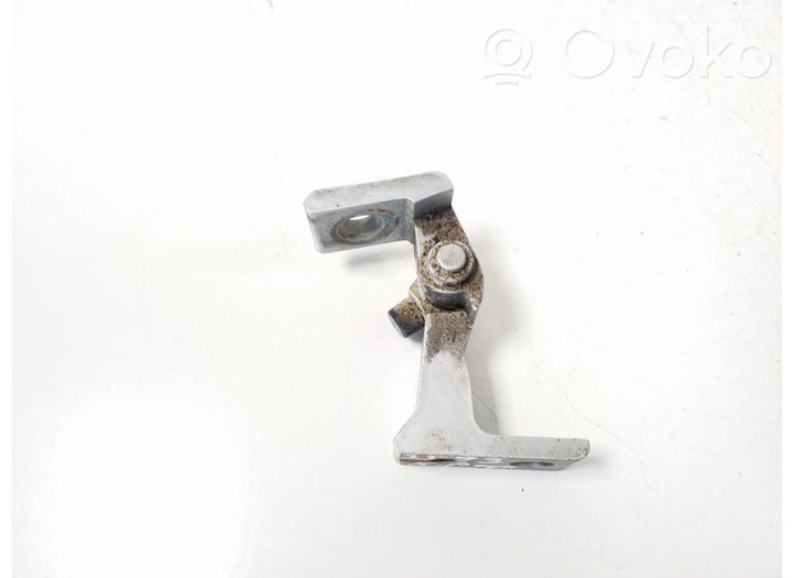 Audi A8 S8 D4 4H Front door lower hinge 4H0831401