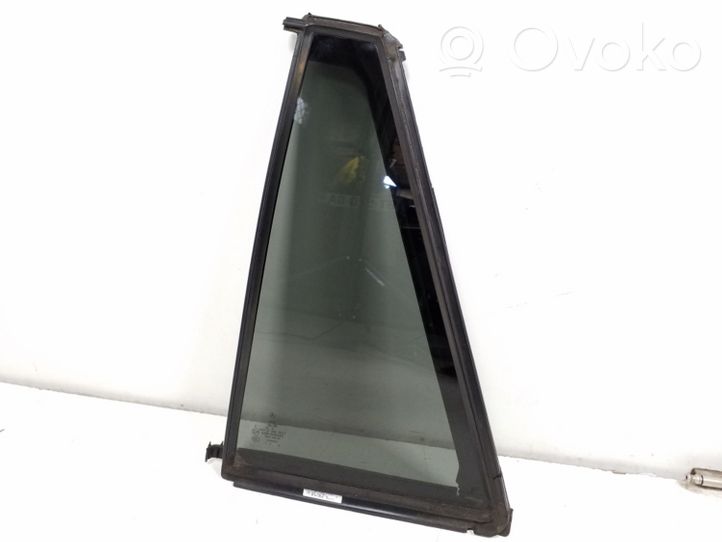 Mercedes-Benz R W251 Rear vent window glass A2517301755