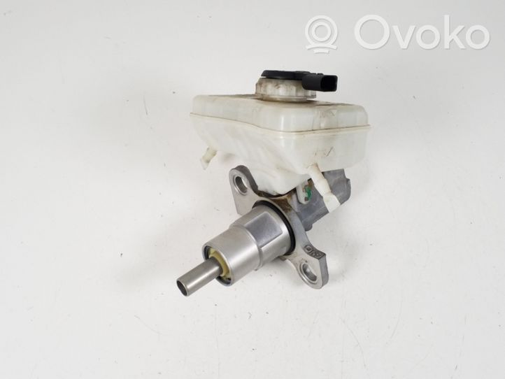 Audi A6 S6 C7 4G Cilindro del sistema frenante 8K0611301C