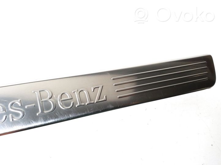 Mercedes-Benz B W246 W242 Etuoven kynnyksen suojalista A2466800135