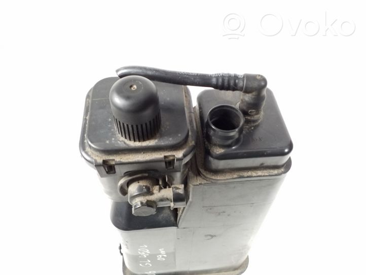 Mercedes-Benz GL X164 Cartouche de vapeur de carburant pour filtre à charbon actif A1644701059