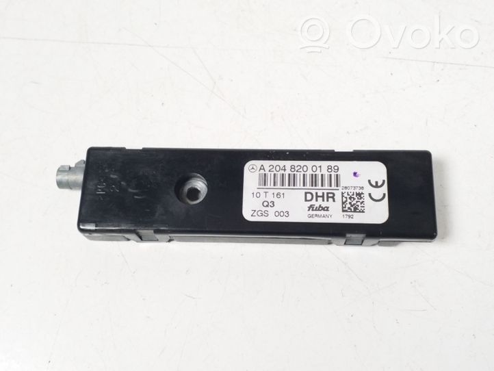 Mercedes-Benz E C207 W207 Antenas pastiprinātājs A2048200189