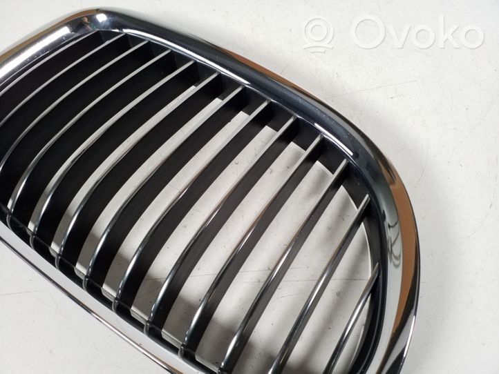 BMW 7 F01 F02 F03 F04 Front grill 7211658