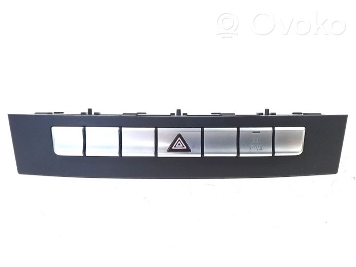 Mercedes-Benz CLS C218 X218 Wiper turn signal indicator stalk/switch A2188207410