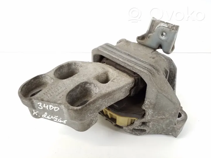 Mercedes-Benz GLA W156 Gearbox mount A2462400217