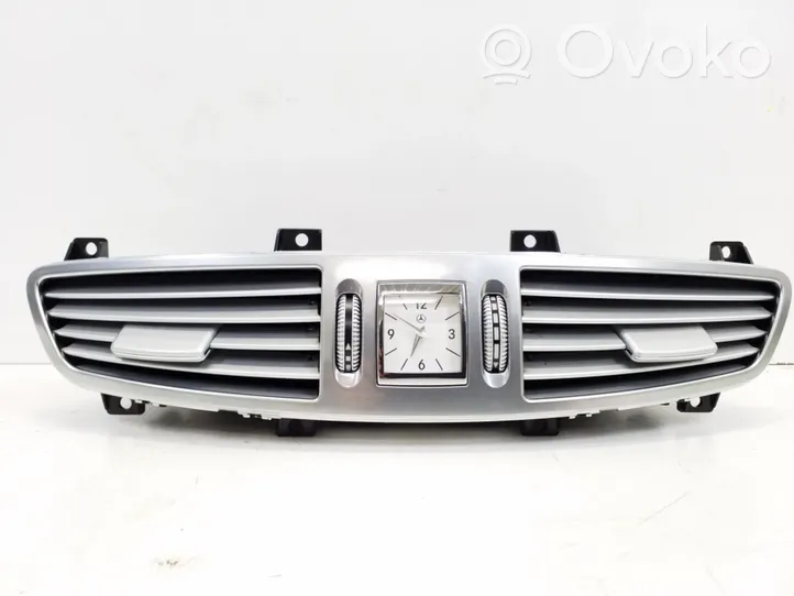 Mercedes-Benz CL C216 Griglia di ventilazione centrale cruscotto A2168300554