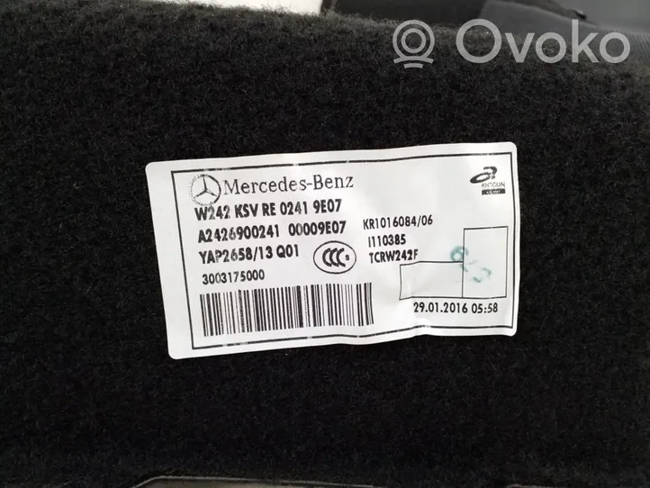 Mercedes-Benz B W246 W242 Tavaratilan sivuverhoilu A2426900241