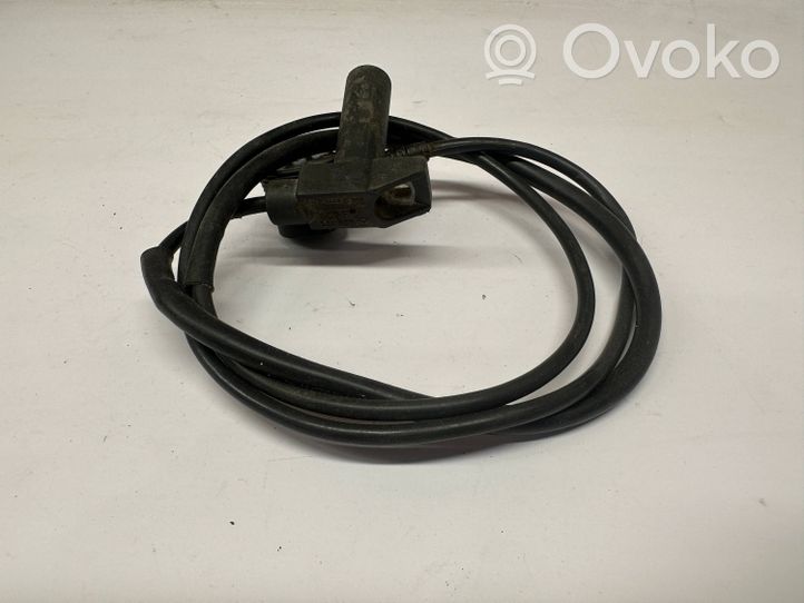 Mercedes-Benz E W124 Crankshaft position sensor 0031534928