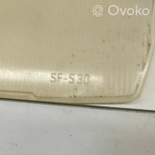 Mercedes-Benz 250 280 C CE W114 miglas luktura daļa 0008260657