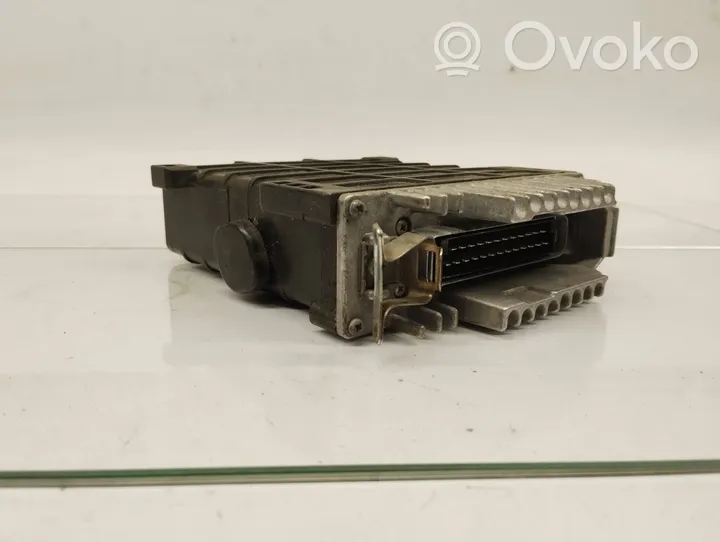 Mercedes-Benz E W124 Sterownik / Moduł ECU 0075451532