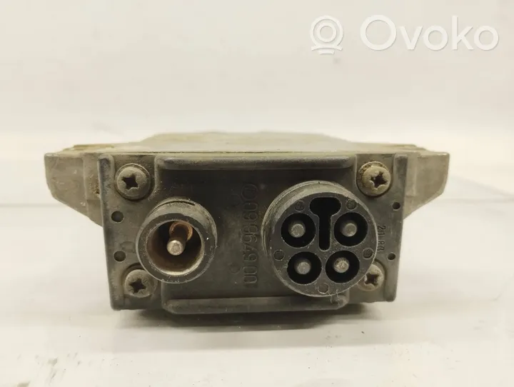 Mercedes-Benz S W126 Combustion module de contrôle 0015458632