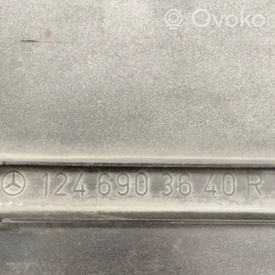 Mercedes-Benz E W124 Cita veida ārēja detaļa 1246903640