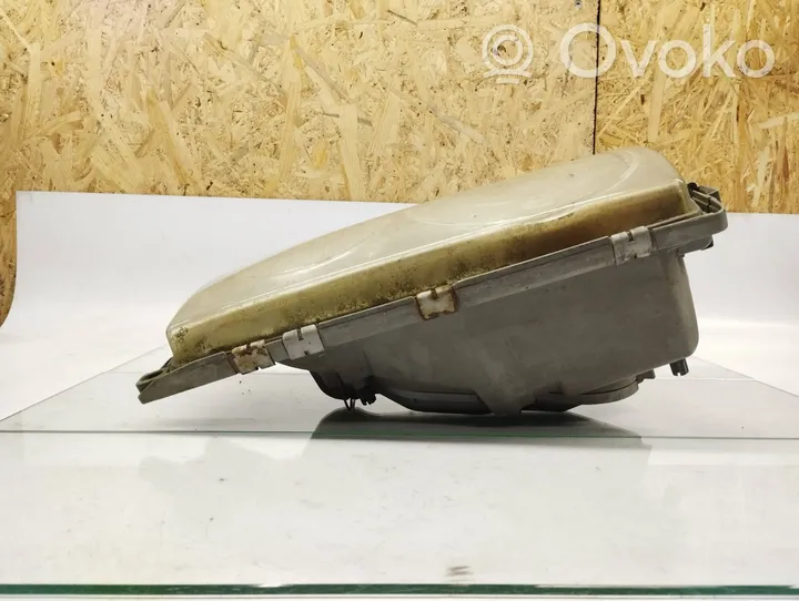 Mercedes-Benz W123 Faro/fanale 0018207361