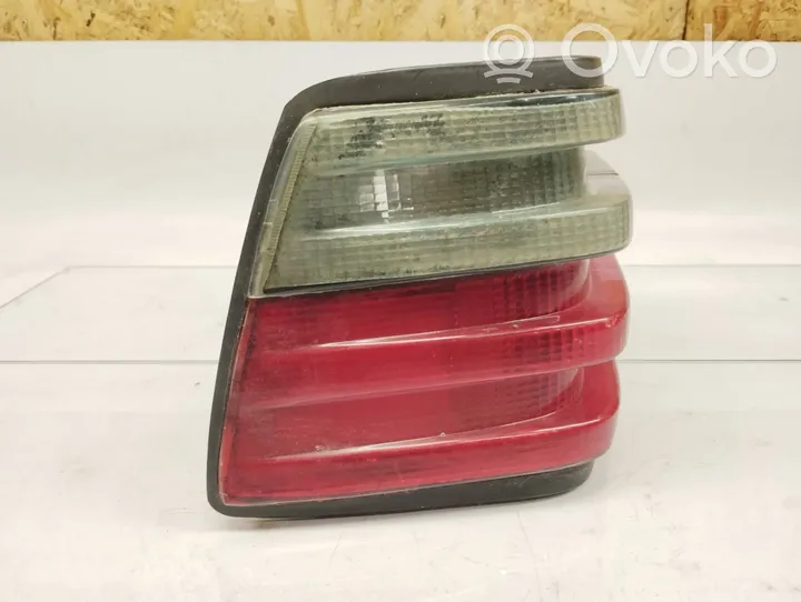 Mercedes-Benz E W124 Lampa tylna 1248200164