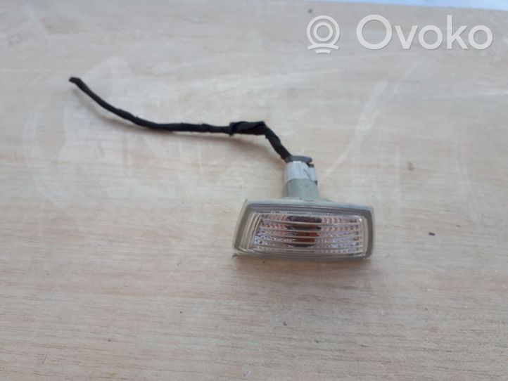 Chevrolet Cruze Indicatore di direzione del parafango anteriore 95931770