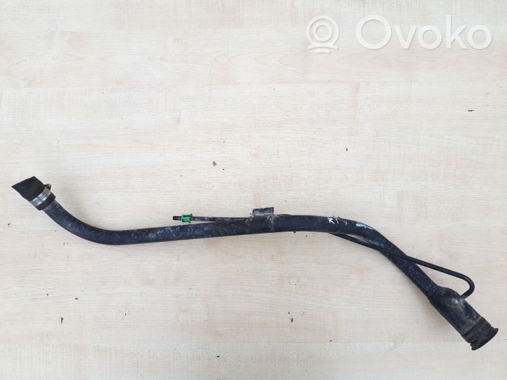 Chrysler Voyager Tuyau de remplissage de réservoir de carburant P04880685AI