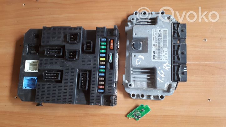 Citroen C3 Komputer / Sterownik ECU i komplet kluczy 0261208902