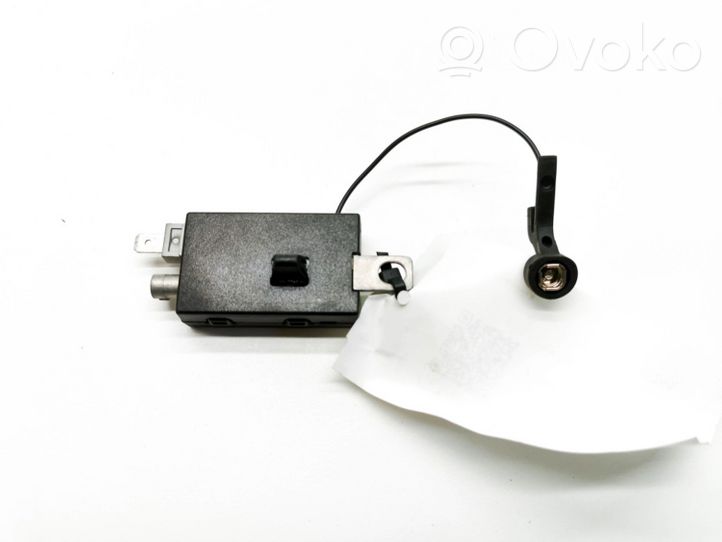 Volvo C30 Amplificateur d'antenne 30752169