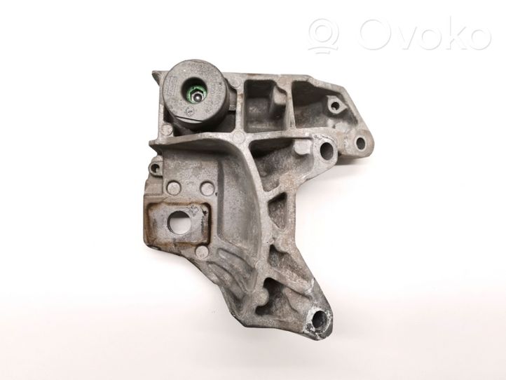 Volvo S60 Engine mounting bracket 6G926P096FC