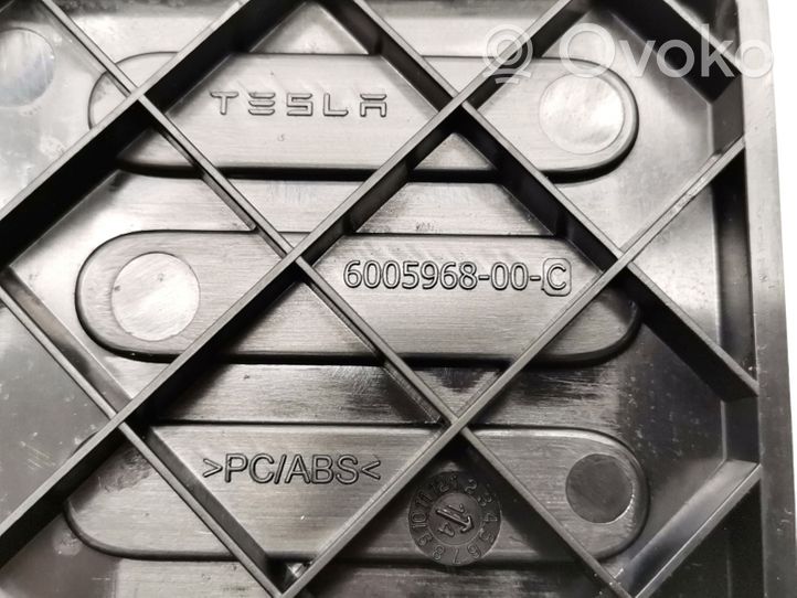 Tesla Model S Muu sisätilojen osa 6005968-00-C