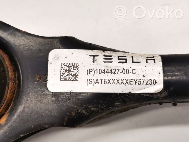 Tesla Model 3 Braccio di controllo sospensione posteriore superiore/braccio oscillante 1044427-00-C